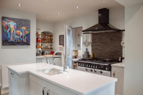 Spacious 5-Bed Detached Home in Charming Tadcaster